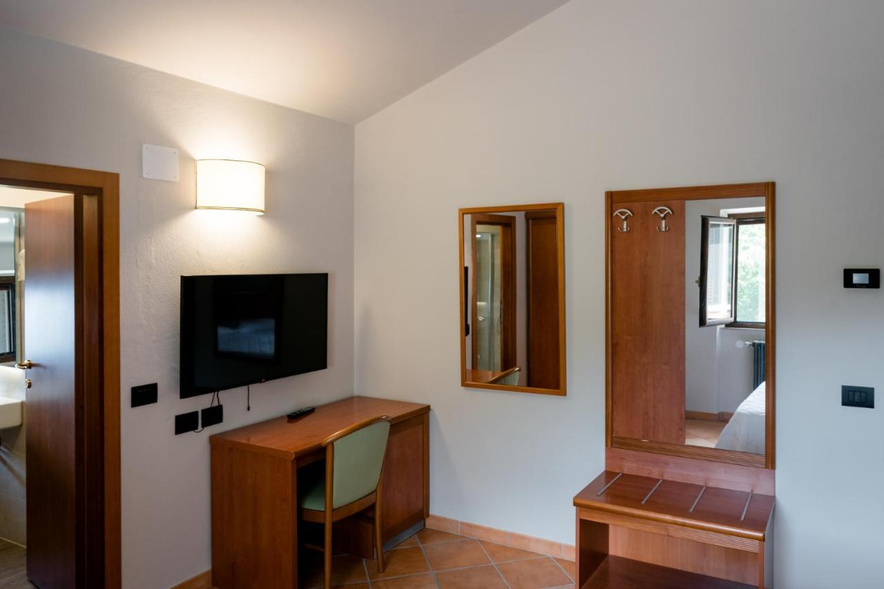 Hotel La Scottiglia E Ristorante Seggiano ภายนอก รูปภาพ