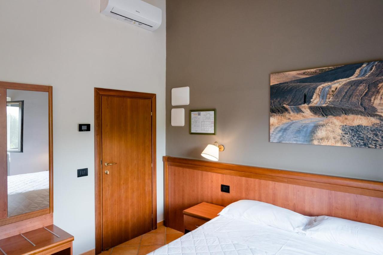 Hotel La Scottiglia E Ristorante Seggiano ภายนอก รูปภาพ