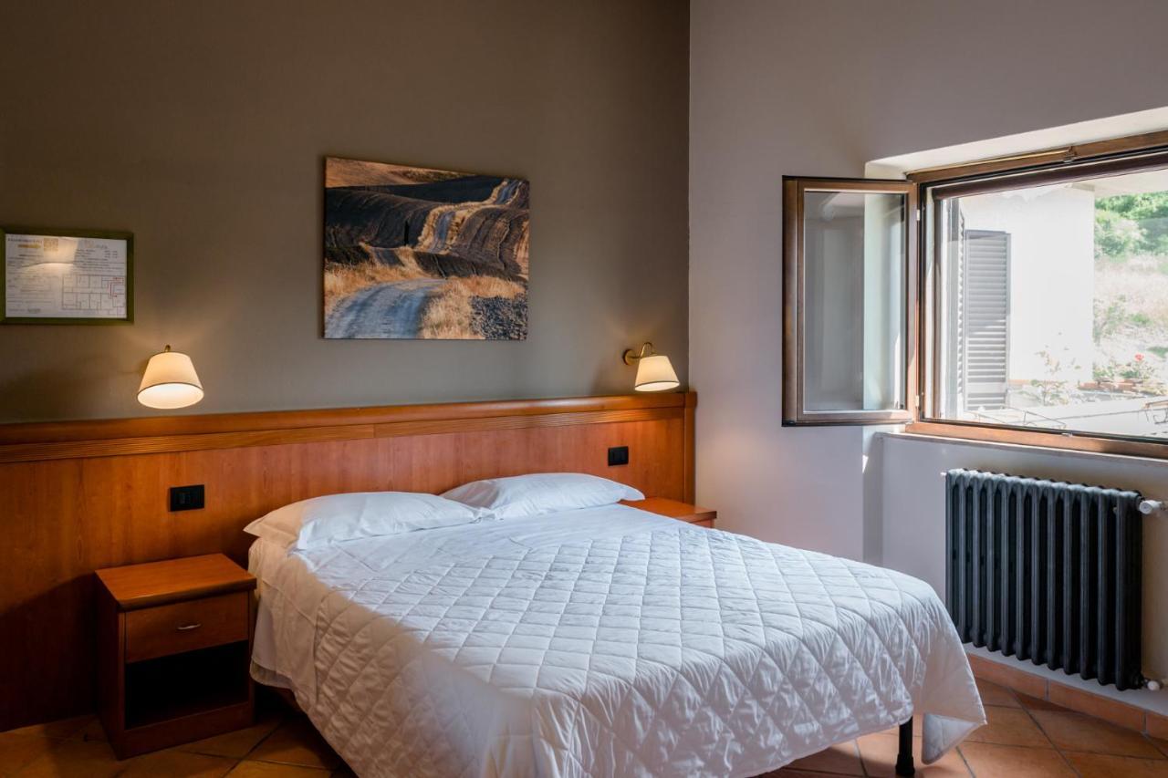 Hotel La Scottiglia E Ristorante Seggiano ภายนอก รูปภาพ